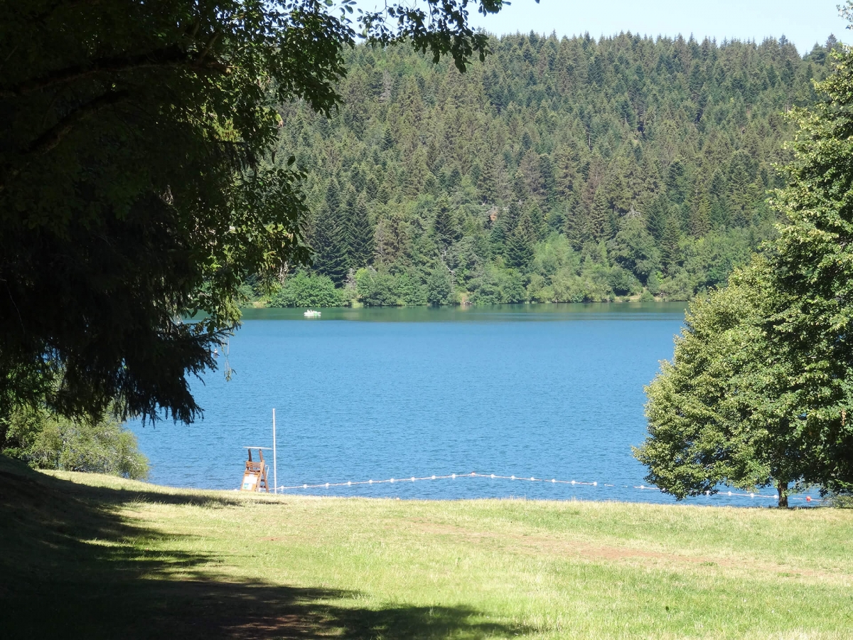 Grand bol d’air au Lac du Bouchet Velay Attractivité Attractivité