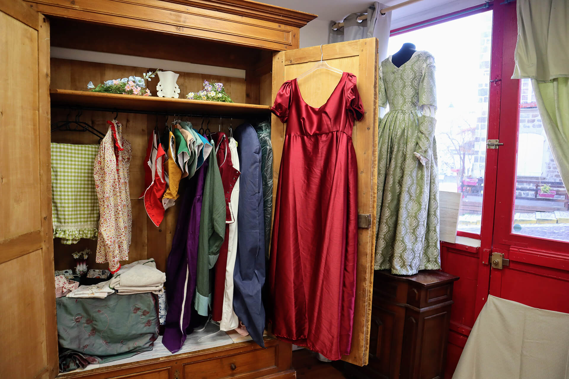 costumes-des-livres-et-moi-velay-attractivite (4)